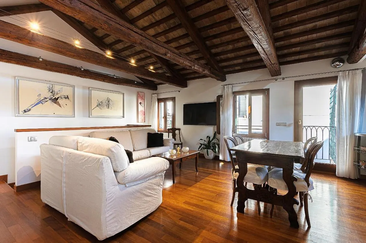 San Marco Luxury Loft With Terrace Apartment Venice