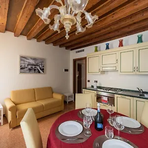 Apartment Ve-nice San Marco C4439, Venice